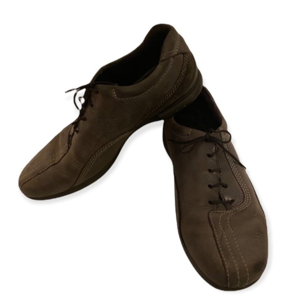 Ecco Leather Lace up sneakers Size 37